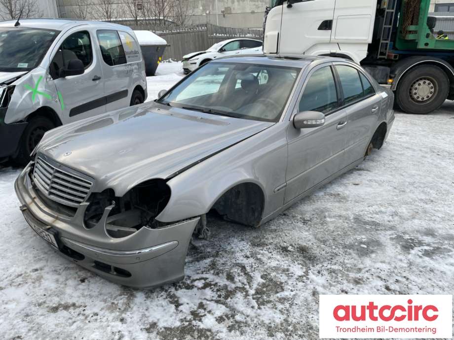 Mercedes E-Klasse 2002-2006 (Fase 1) (W211) (W211), Motorkode: 646 961, Girkassekode: D722699(25T)