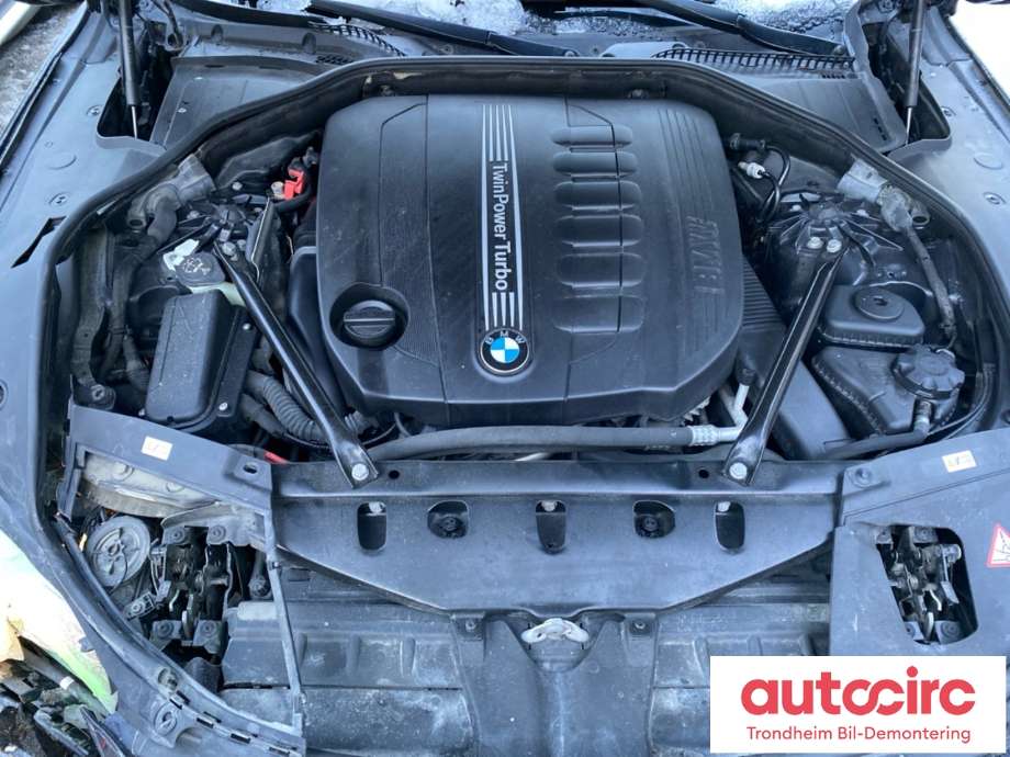 BMW 7-Serie 2009-2015 (F01/F02/F03/F04) (F01/F02/F03/F04), Motorkode: N57D30T0, Girkassekode: 8HP70Z