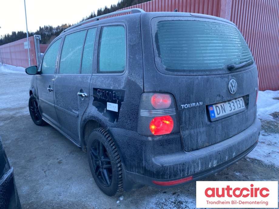 VW Touran 2010-2015 (Type I, Fase 3) , Motorkode: BLS, Girkassekode: MGJ