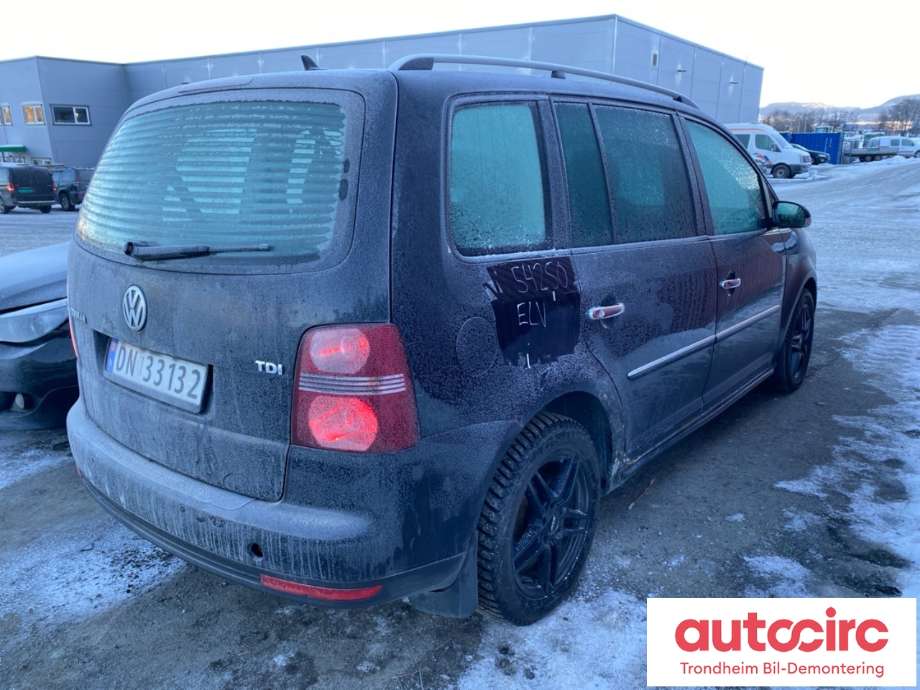 VW Touran 2010-2015 (Type I, Fase 3) , Motorkode: BLS, Girkassekode: MGJ