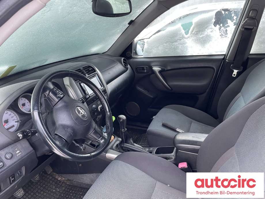 Toyota RAV4 2000-2006 (Type II) , Motorkode: 1CD-FTV, Girkassekode: 3030042120
