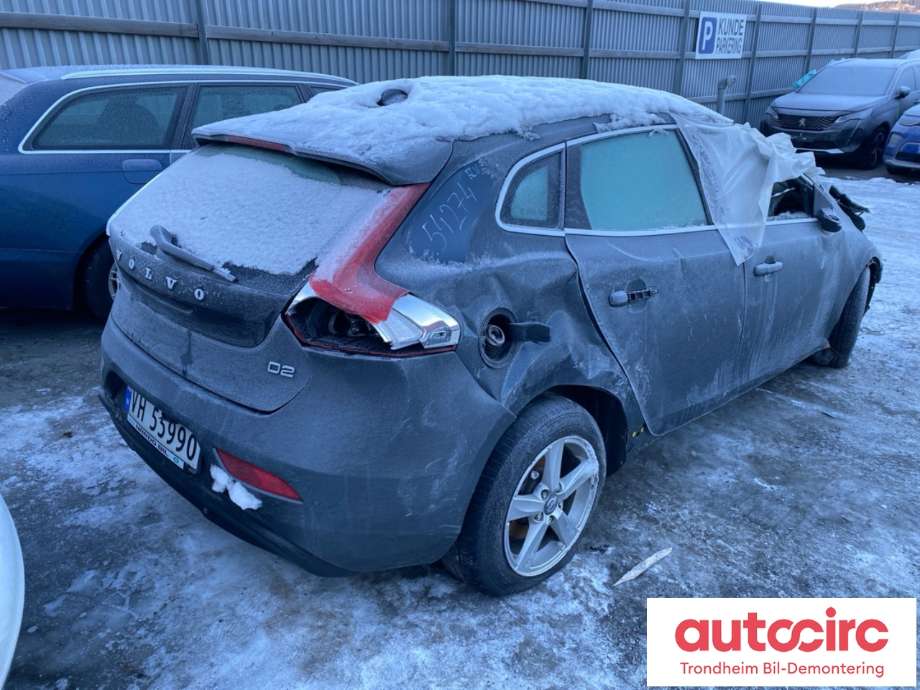 Volvo V40 2012-2019 , Motorkode: D4162T, Girkassekode: 36011555