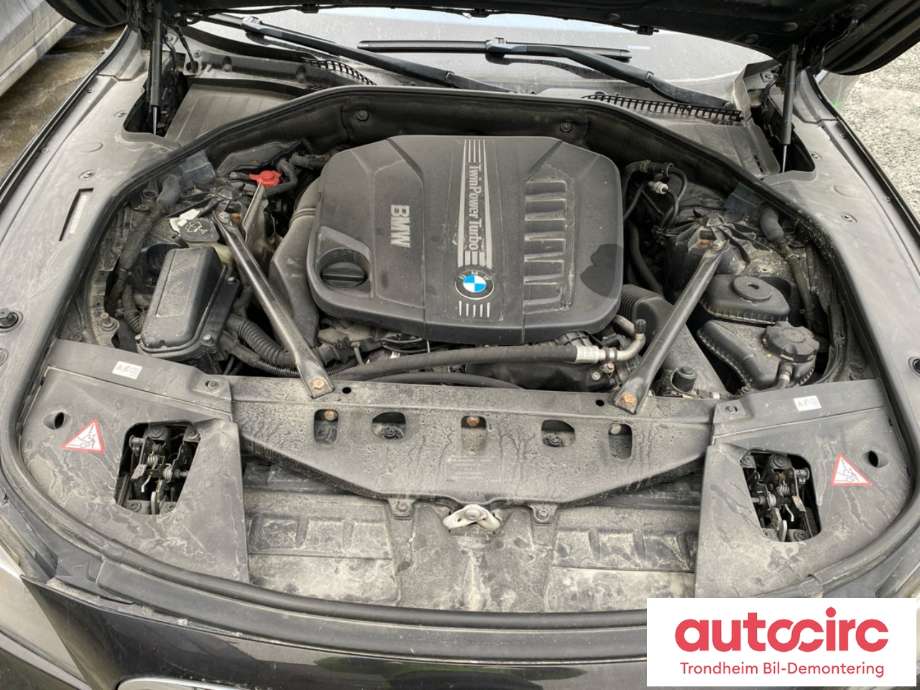 BMW 7-Serie 2009-2015 (F01/F02/F03/F04) (F01/F02/F03/F04), Motorkode: N57-D30B, Girkassekode: 24008742499