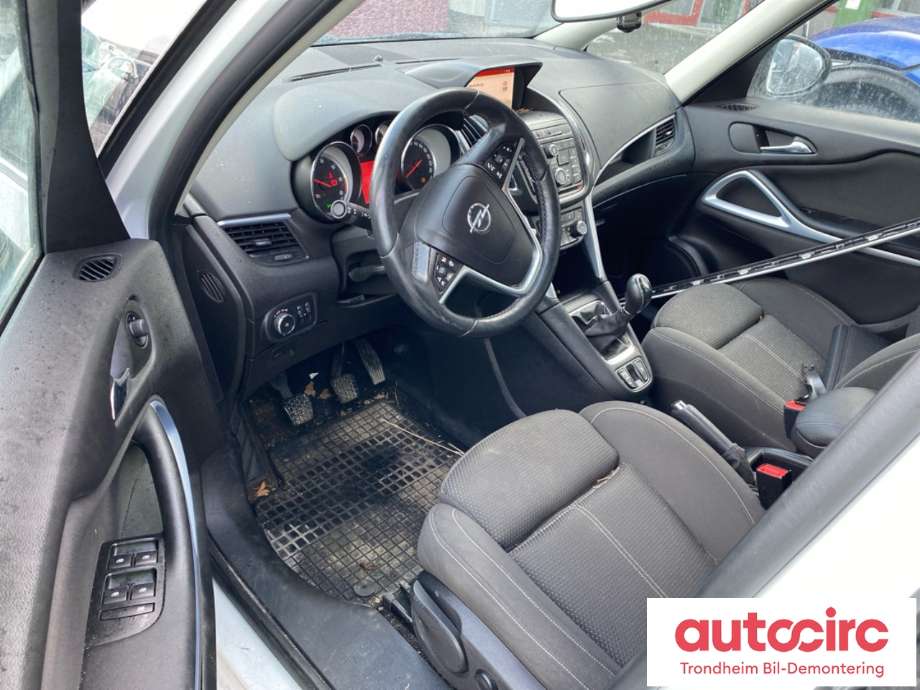Opel Zafira Tourer 2012-2018 , Motorkode: B16DTH, Girkassekode: MYJ