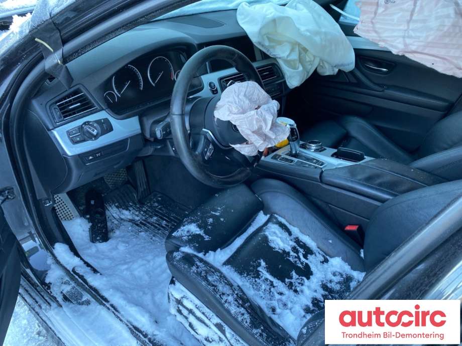 BMW 5-Serie 2010-2017 (F10/F11) (F10/F11), Motorkode: N47D20C, Girkassekode: 24008638275