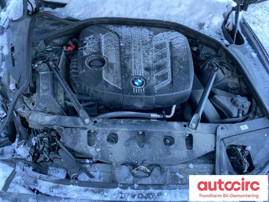 BMW 5-Serie 2010-2017 (F10/F11) (F10/F11), Motorkode: N47D20C, Girkassekode: 24008638275