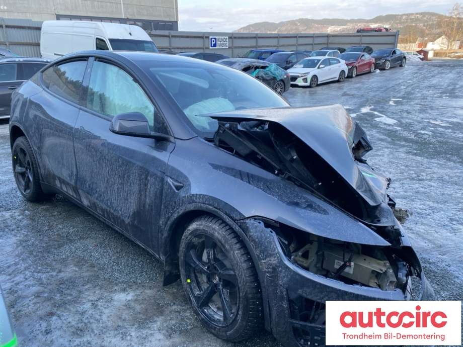 Tesla Model Y, 2024->> (Type II)  delebil , Motorkode: 3D3|3D7, Girkassekode: TRINLØSS