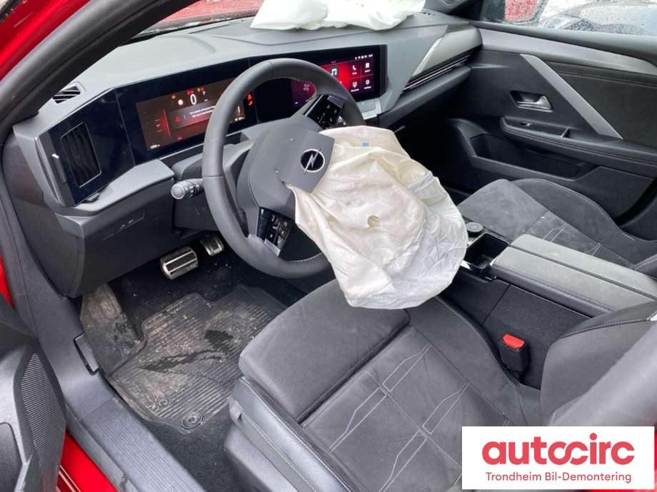 Opel Astra L 2022-->> delebil , Motorkode: ZKW, Girkassekode: 9857942880
