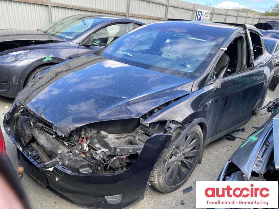 Tesla Model X, 2016->>  delebil , Motorkode: L2S, Girkassekode: TRINNLØS