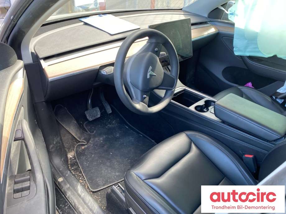 Tesla Model Y 2021-2024 (Type I) , Motorkode: 3DU, Girkassekode: TRINNLØS
