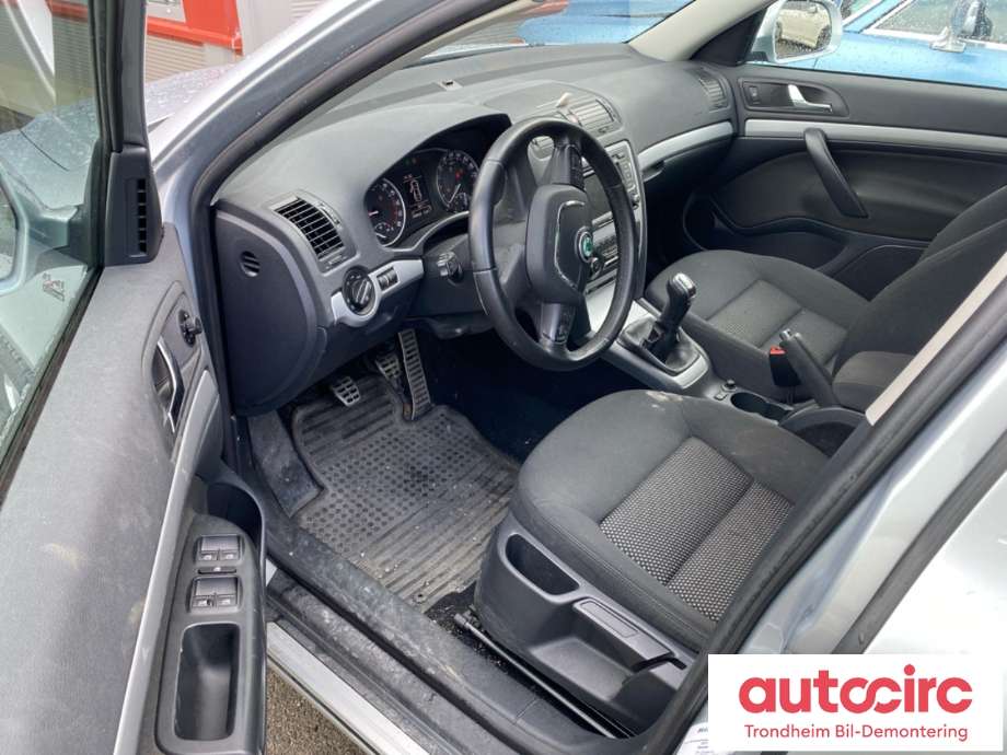 Škoda Octavia 2009-2013 (Type II, Fase 2) , Motorkode: CFHF, Girkassekode: NFR