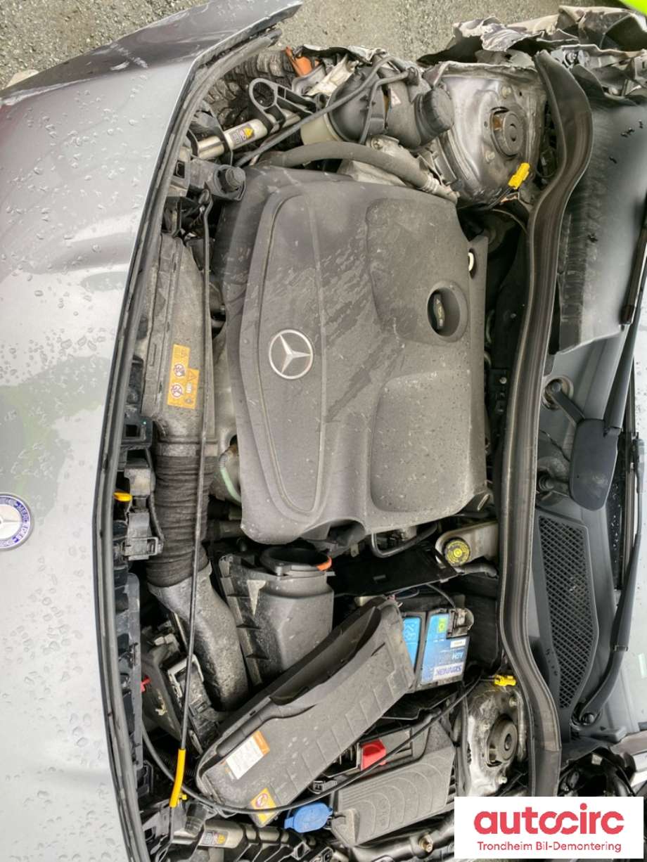 Mercedes CLA 2013-2019 (C117) (C117), Motorkode: 270910, Girkassekode: 724002