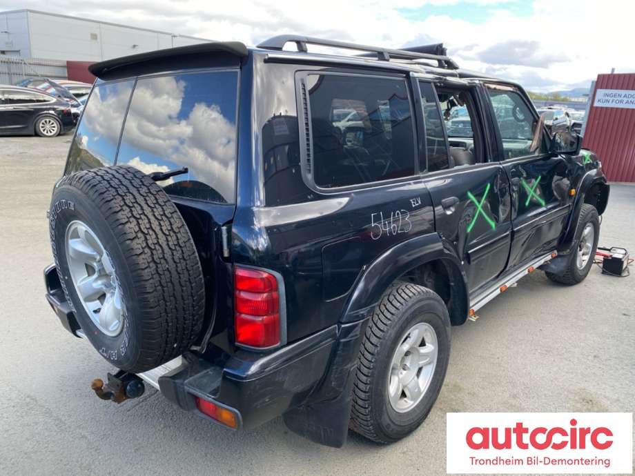 Nissan Patrol 1998-2004 (Fase 1) (Y61) (Y61), Motorkode: ZD30DDTI, Girkassekode: FS5R50B