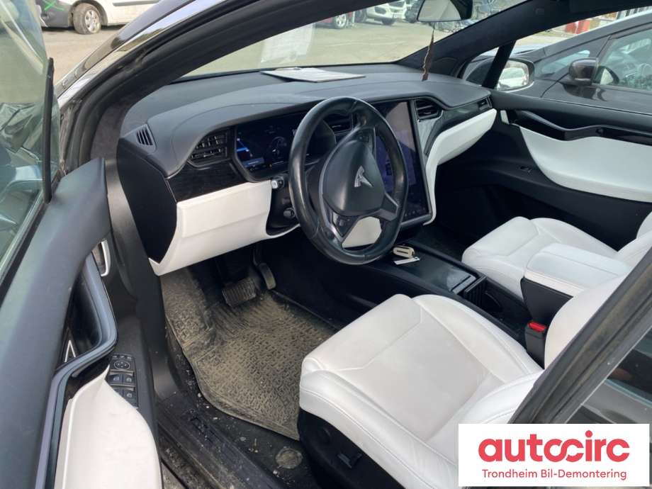 Tesla Model X 2016-->> , Motorkode: L2S|L2S, Girkassekode: TRINNLØS