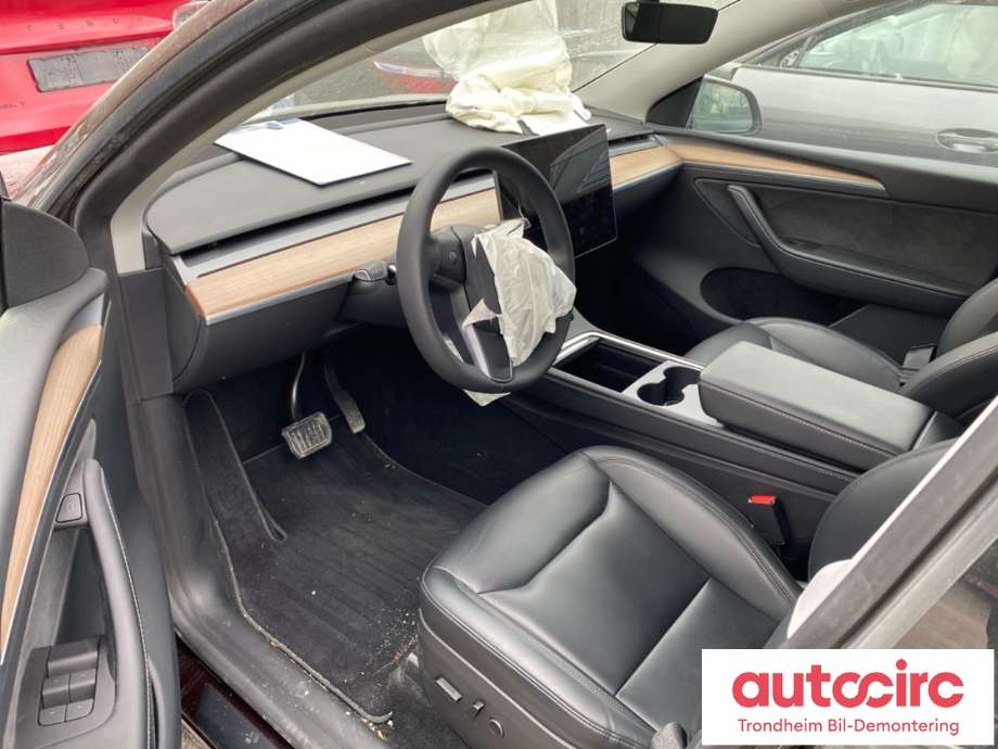 Tesla Model Y 2021-2024 (Type I) delebil , Motorkode: 3DU, Girkassekode: TRINNLØS