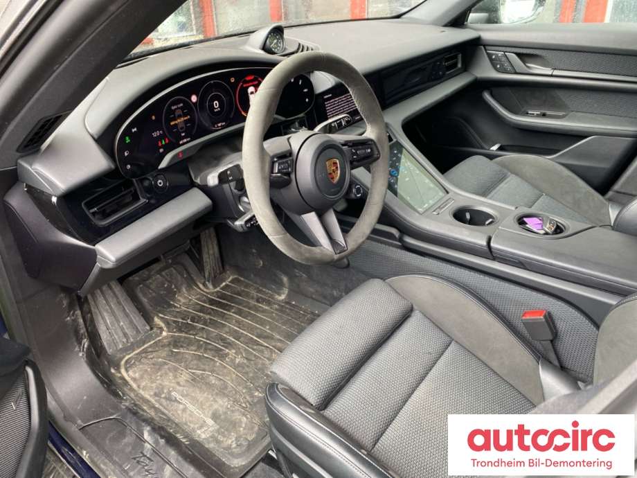 Porsche Taycan 2019-->> delebil , Motorkode: EBFA, Girkassekode: A0MEA