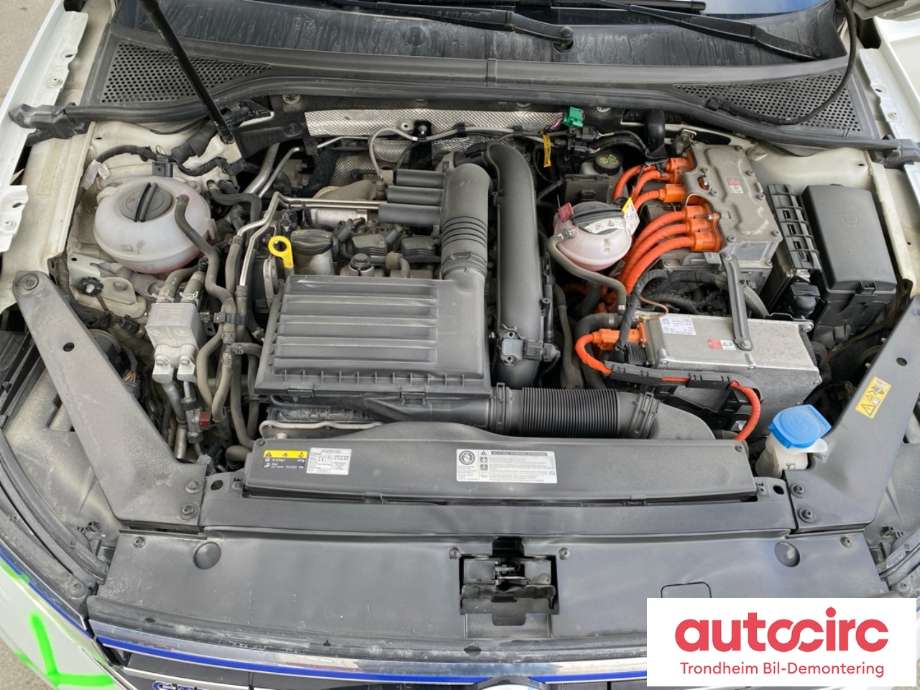VW Passat 2015-2019 (Fase 1) (B8) (B8), Motorkode: CUKC, Girkassekode: RXG