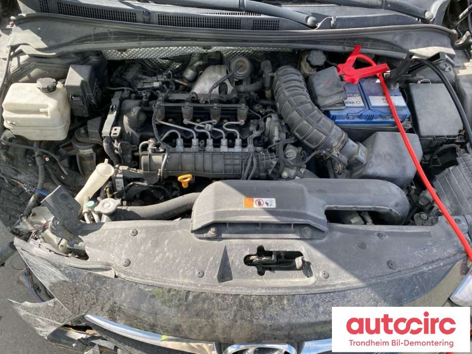 Hyundai i40 2012-2017 , Motorkode: D4FD, Girkassekode: 450003BEH0