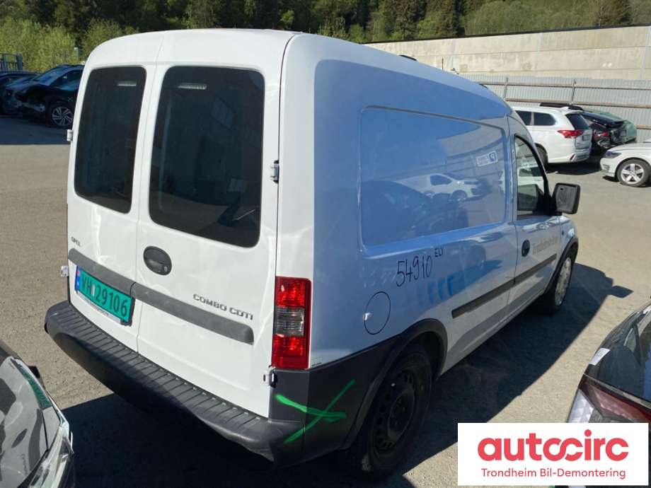 Opel Combo C 2002-2011 , Motorkode: Z13DTJ, Girkassekode: M26