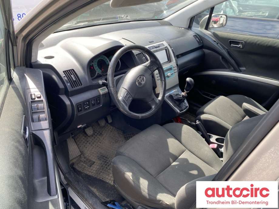 Toyota Verso 2004-2009 (Type II) , Motorkode: 2AD-FTV, Girkassekode: 3030064030