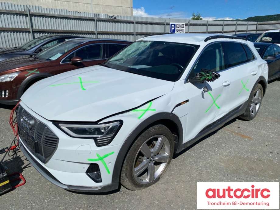 Audi e-tron, 2018->>  delebil , Motorkode: EAS|EAW, Girkassekode: 0MA300040F