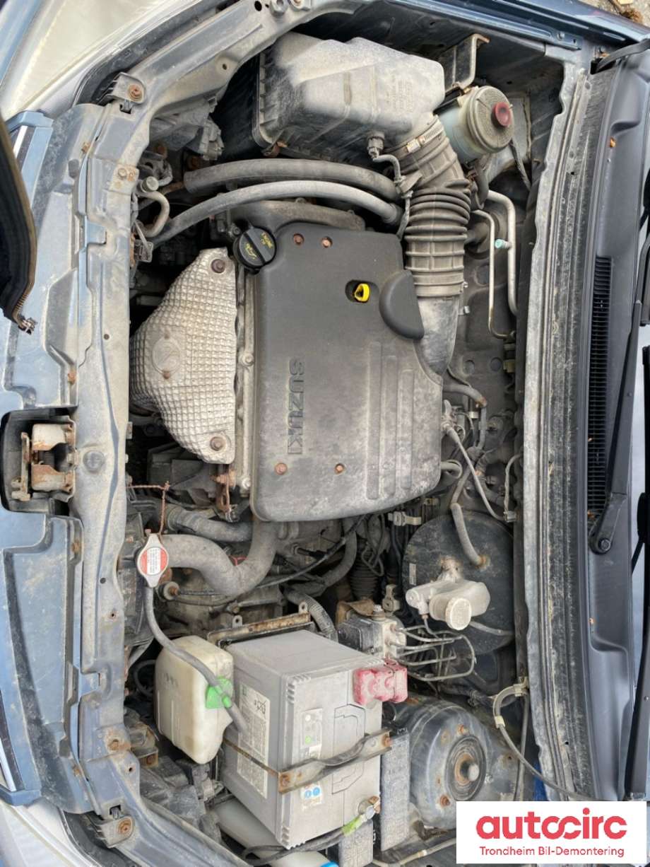 Suzuki Liana 2004-2010 (Fase 2) , Motorkode: M16A, Girkassekode: 2000268JJ0