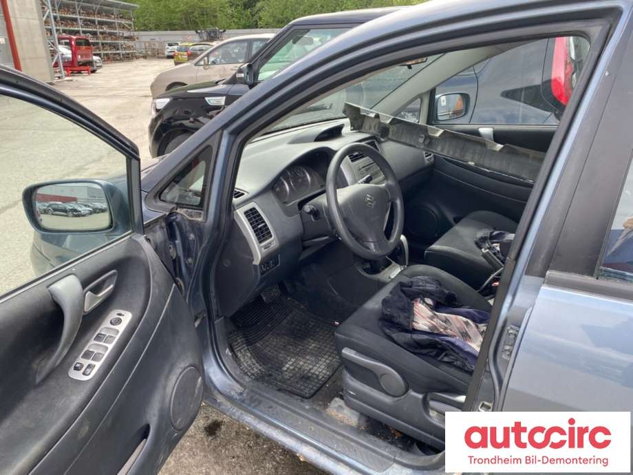 Suzuki Liana 2004-2010 (Fase 2) , Motorkode: M16A, Girkassekode: 2000268JJ0