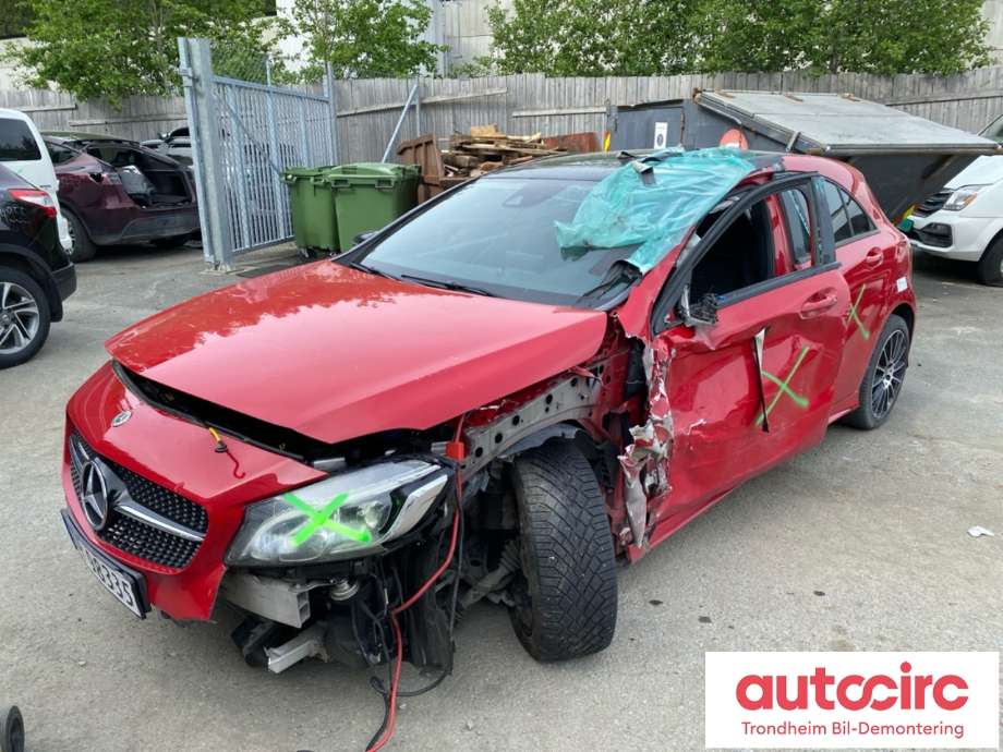 Mercedes A-Klasse 2012-2018 (W176) (W176), Motorkode: M270.910, Girkassekode: 724002