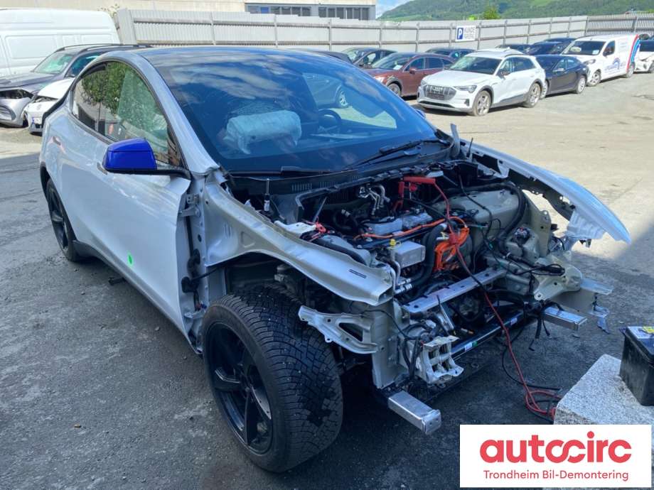 Tesla Model Y 2024-->> (Type II) , Motorkode: 3D3|3D7, Girkassekode: TRINNLØS
