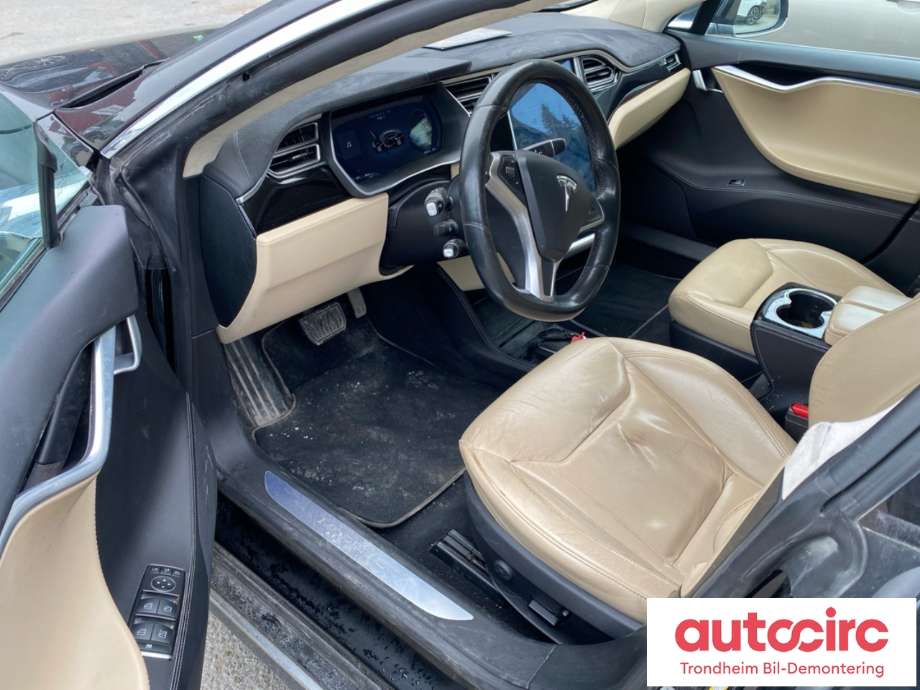 Tesla Model S 2013-2016 (Fase 1) , Motorkode: L2S, Girkassekode: TRINNLØS