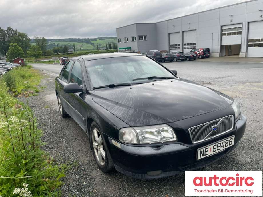 Volvo S80 1998-2006 (Type I) , Motorkode: D5244T, Girkassekode: 8667365