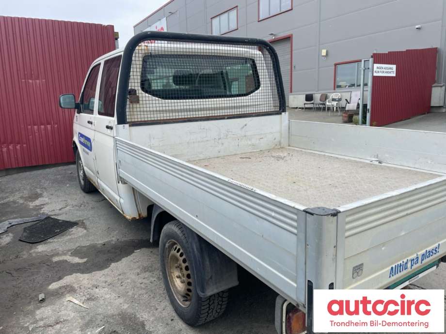 VW Transporter / Caravelle 2003-2009 (Fase 1) (T5) delebil , Motorkode: , Girkassekode: 