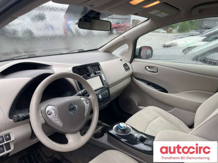 Nissan Leaf 2011-2017 (Type I) , Motorkode: EM61, Girkassekode: