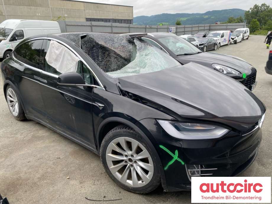 Tesla Model X 2016-->> delebil , Motorkode: 3D1|L2S, Girkassekode: TRINNLØS