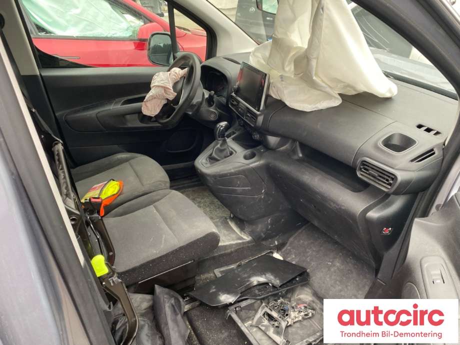 Opel Combo E 2019-->> , Motorkode: D15DT, Girkassekode: 1623092980
