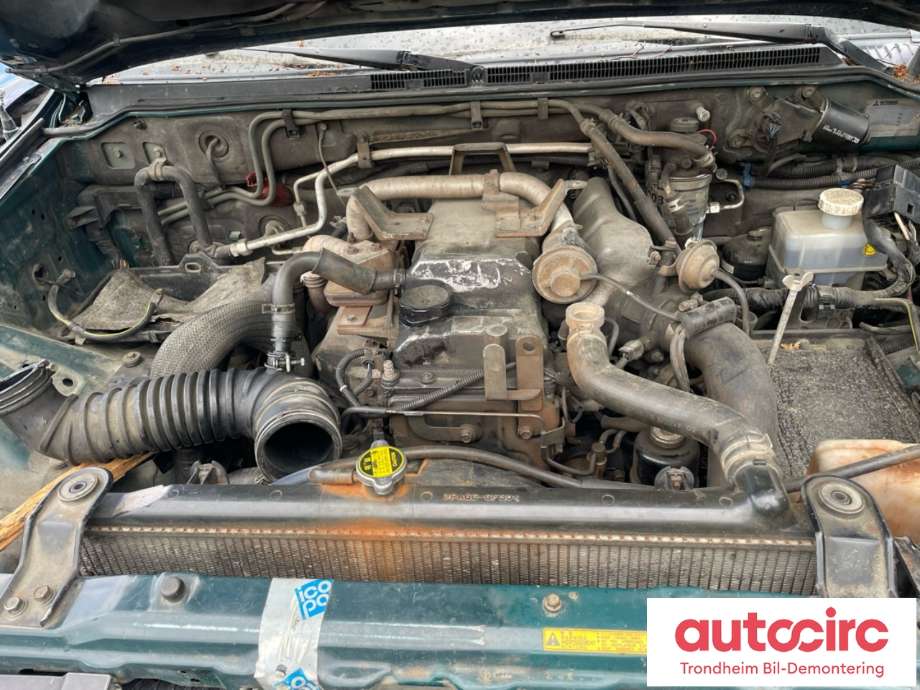 Mitsubishi Pajero 2000-2006 (Type III) , Motorkode: 4M410T6060, Girkassekode: MR498051