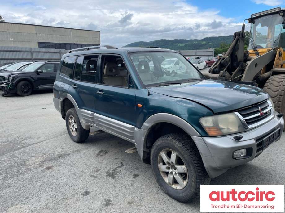 Mitsubishi Pajero 2000-2006 (Type III) , Motorkode: 4M410T6060, Girkassekode: MR498051
