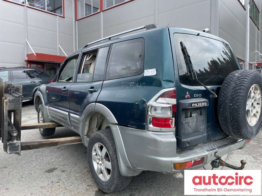 Mitsubishi Pajero 2000-2006 (Type III) , Motorkode: 4M410T6060, Girkassekode: MR498051