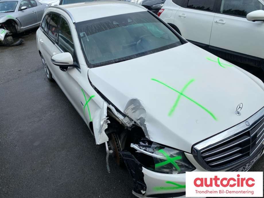 Mercedes C-Klasse 2014-2018 (Fase 1) (W205) (W205), Motorkode: 274920, Girkassekode: 724295