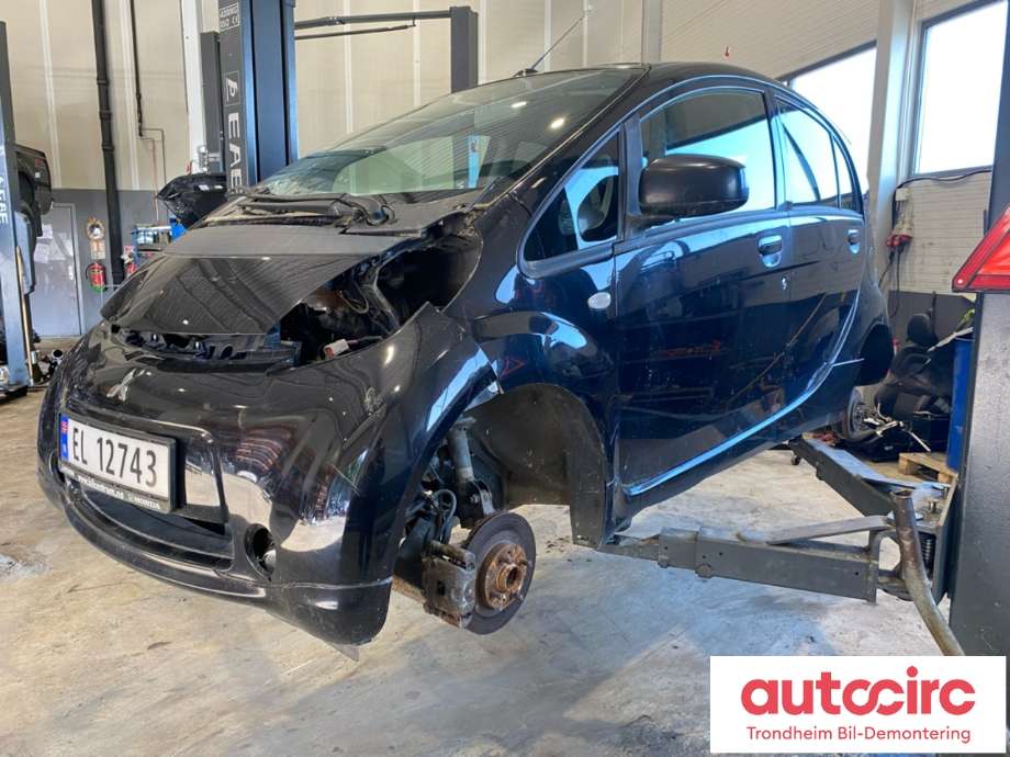 Mitsubishi i-MiEV 2010-->> , Motorkode: Y4F1, Girkassekode: