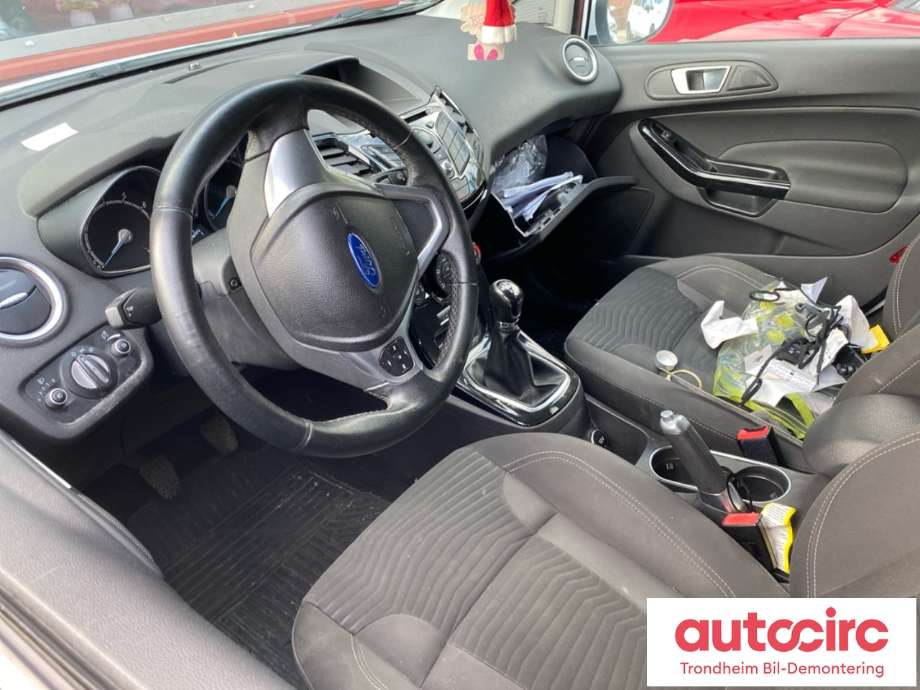 Ford Fiesta 2013-2017 (Type VI, Fase 2) , Motorkode: SFJA, Girkassekode: CA6R7002LBF