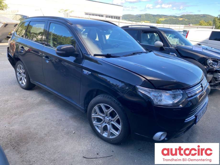 Mitsubishi Outlander 2012-2015 (Type III, Fase 1) delebil , Motorkode: 4B11, Girkassekode: 2700A404