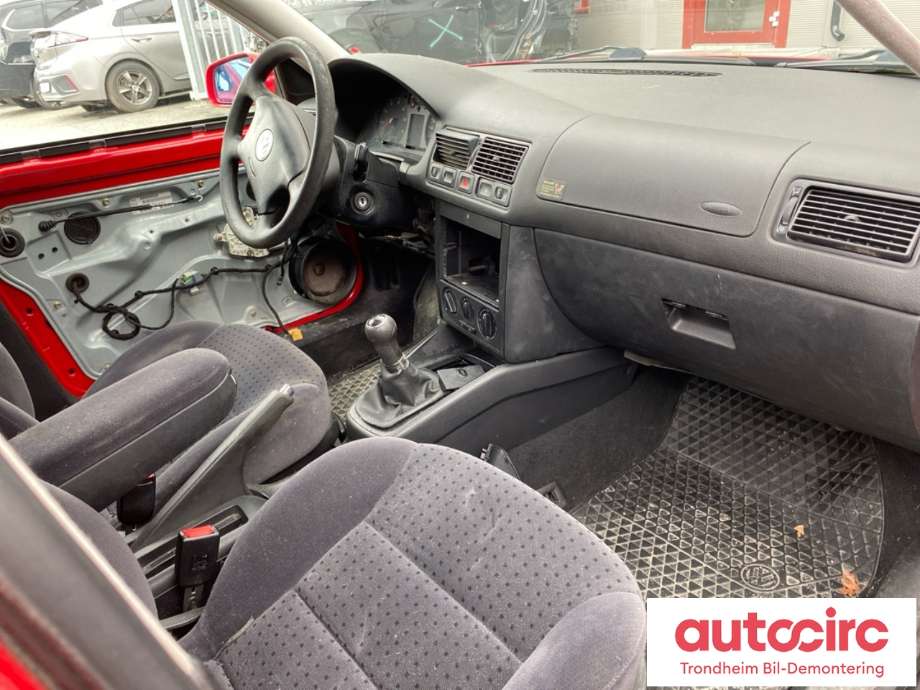 VW Golf IV 1998-2003 , Motorkode: AKL, Girkassekode: DLP