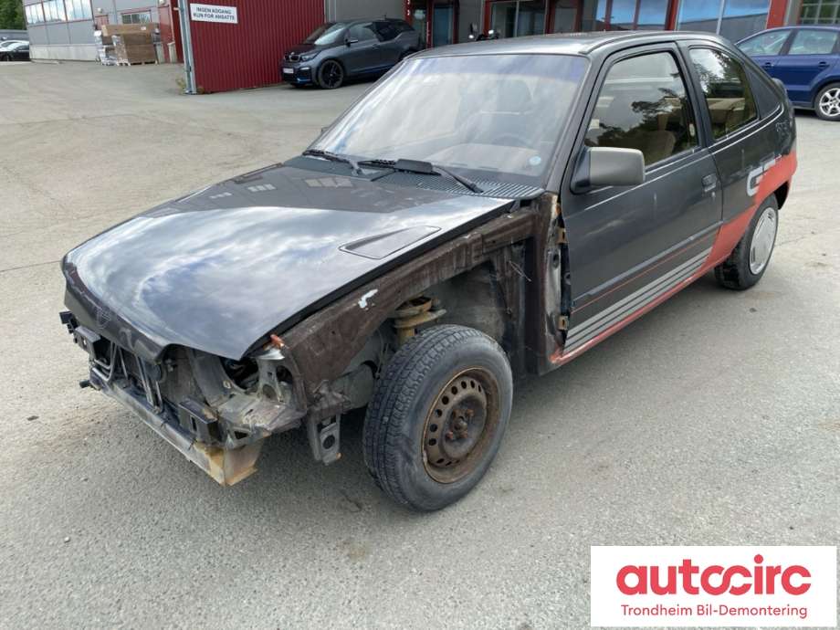 Opel Kadett E 1985-1991 , Motorkode: C18NE, Girkassekode: