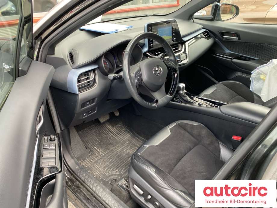 Toyota C-HR 2016-->> delebil , Motorkode: 2ZR-FXE|1NM, Girkassekode: 3090047110