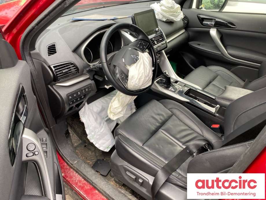 Mitsubishi Eclipse Cross 2018-->> delebil , Motorkode: 4B12|S61|Y61, Girkassekode: 2700A404