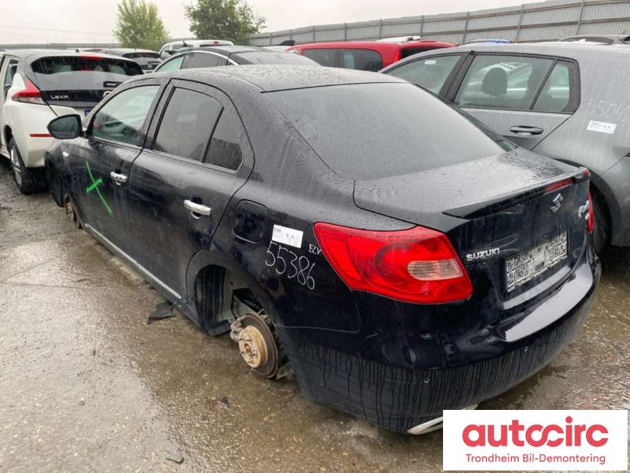 Suzuki Kizashi 2010-2014 , Motorkode: J24B, Girkassekode: 2100057LV3