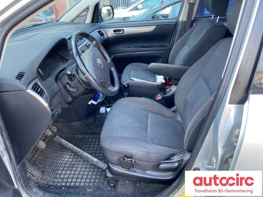Toyota Avensis, Verso 2001-2009 , Motorkode: 1CD-FTV, Girkassekode: 