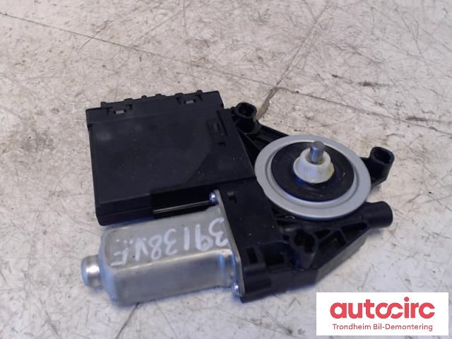 Ruteheis, kun motor, venstre foran til Volvo XC90 2015-2025 (Type II) (MITSUBA|31453355|927588-103|31440411)