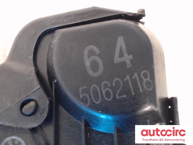 Låsekasse høyre foran til Toyota Land Cruiser 120 2002-2009  (..|6903033271|69030-33271|5062118)